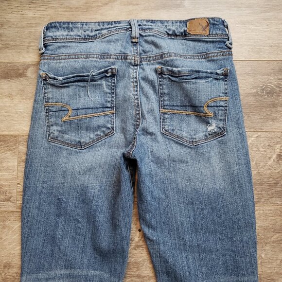 American Eagle Distressed Super Skinny Jeans - Picture 4 of 9